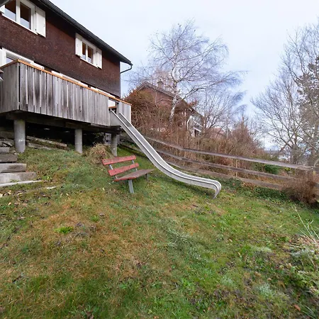 Lisa Nyaraló Wildhaus